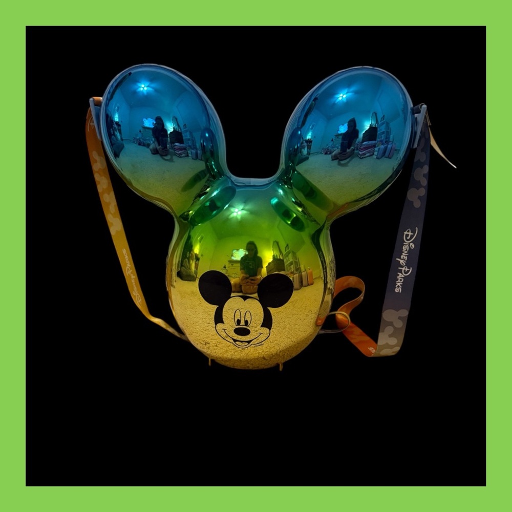 ❗️NEW❗️Disney Parks Mickey Mouse Crossbody Bag